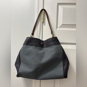 Pre-owned Triple Compartment Coach Lexy Legacy Shoulder Bag Navy